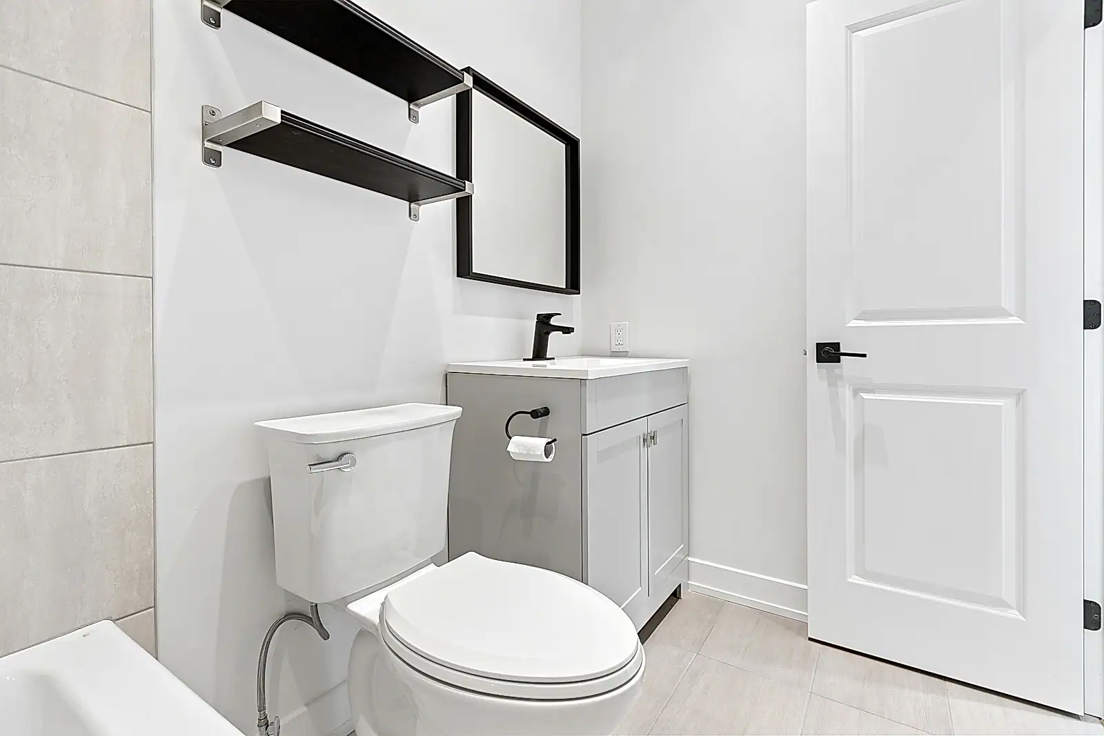 Ivory Grove Residence image 11